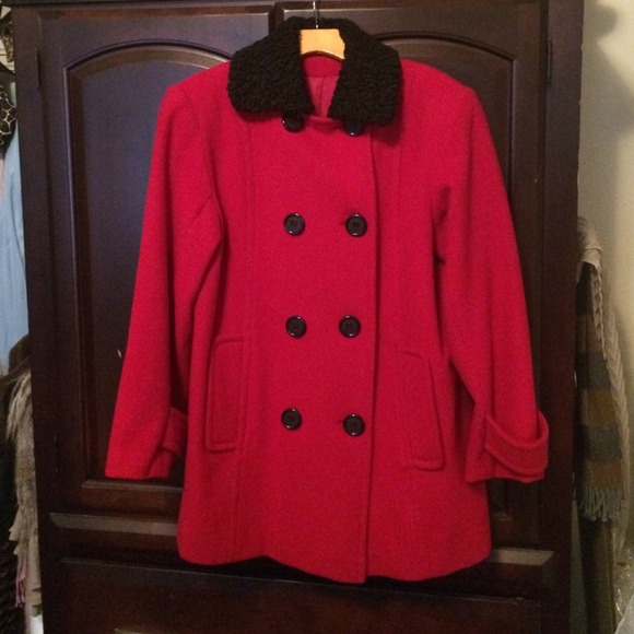 CASHMERE/WOOL COAT W/SHEARLING COLLAR
