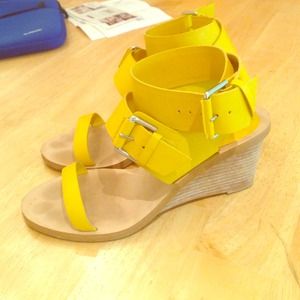 Zara Basic Wedges