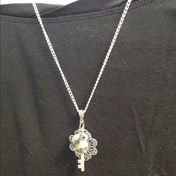 Necklace - Picture 2 of 2