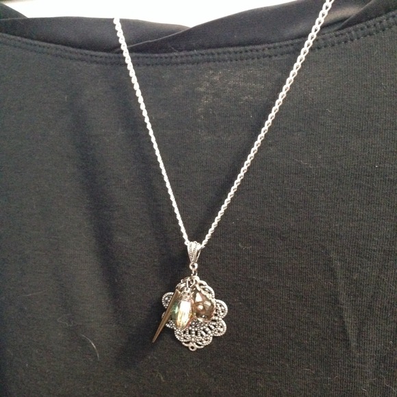 Necklace - Picture 2 of 2