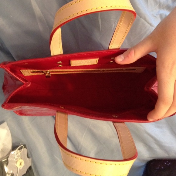 Red Louis bag - Picture 2 of 4