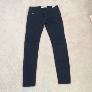 Hollister skinny navy blue pants