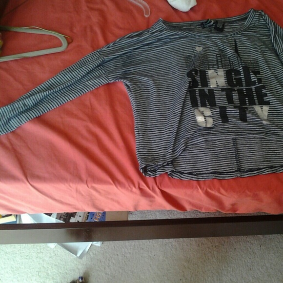 Navy blue stripped long sleeved crop top - Picture 2 of 2