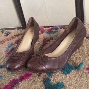 Brown Cole Haan wedges