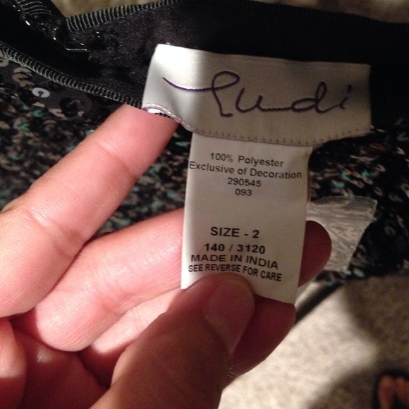 Sold in bundle. - Picture 2 of 2