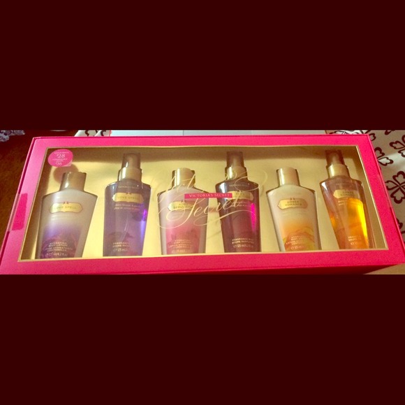 Victorias Secret perfume & lotion pack