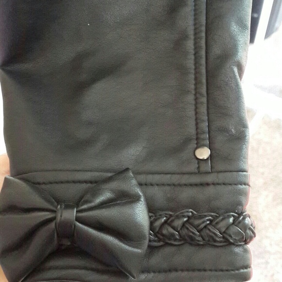 Jacket - Picture 4 of 4