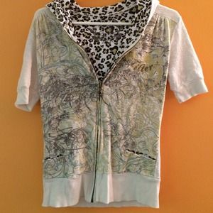 Filter short sleeved printed zippered cardigan.
