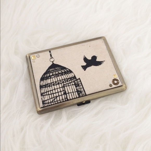 ModCloth Accessories - Credit card/Business card/Cash holder ⬇️Reduced!