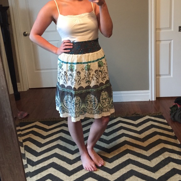 || s • k • i • r • t || - Picture 3 of 3