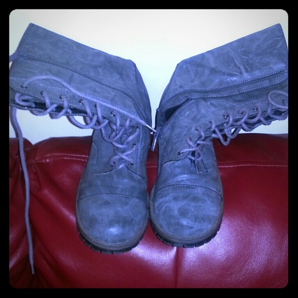 Toi et Moi combat boots