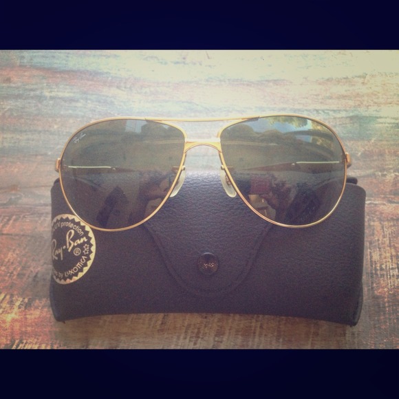 🚫SOLD🚫 Ray-Ban aviators - Picture 1 of 4