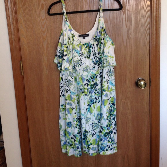 Blue and green patterned dress!