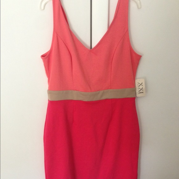 Color block mini! - Picture 2 of 4