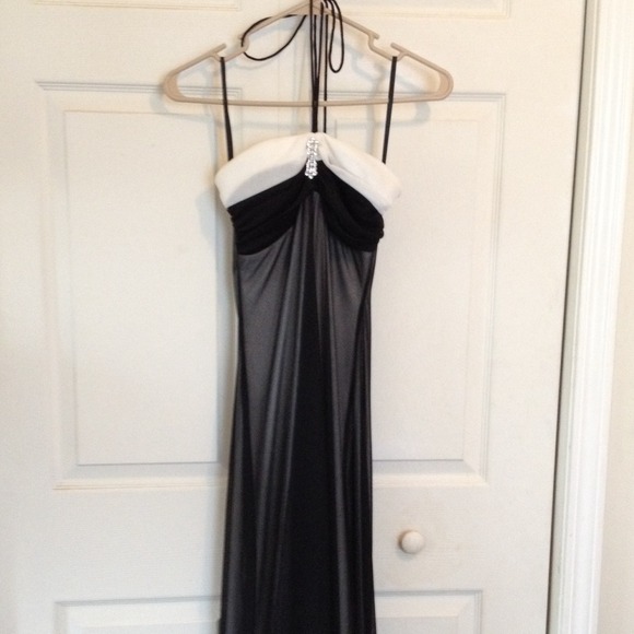 Long Black and White dress