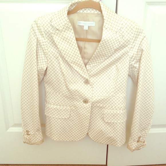 Ny&co beautiful nude and ivory blazer