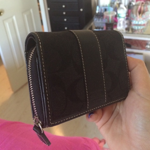 black coach wallet