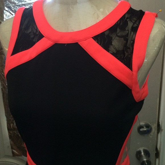 🚫Final🚫Rehab Form Fitting BodyCon Party Dress! - Picture 2 of 4