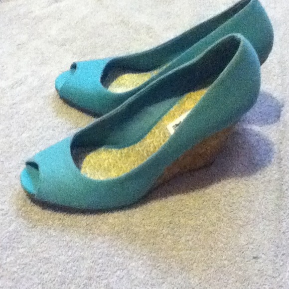 They never fit me)= - Picture 1 of 1