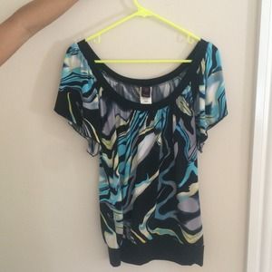 Cute design dressy top!