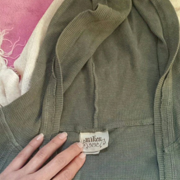 Hooded beach top - Picture 3 of 3