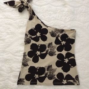 ⬇REDUCED⬇BANANA REPUBLIC ONE SHOULDER TOP