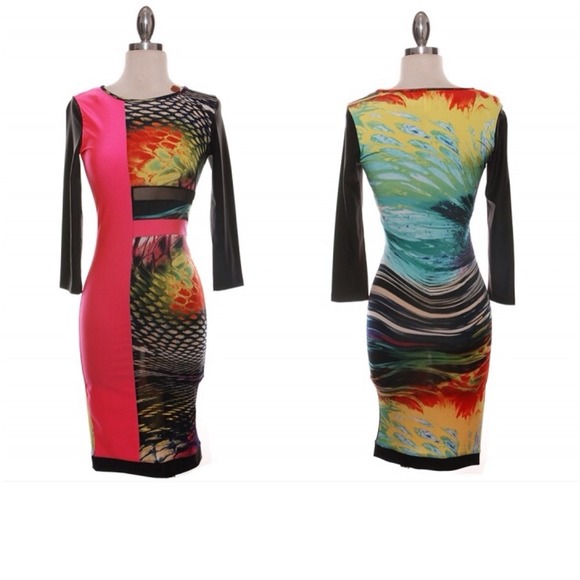 💥CLEARANCE💥NWOT Blushing Pink Bodycon Dress