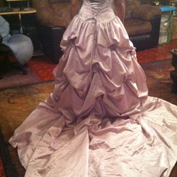 Adorable Soft Pink Dress So Cute!!! - Picture 3 of 4