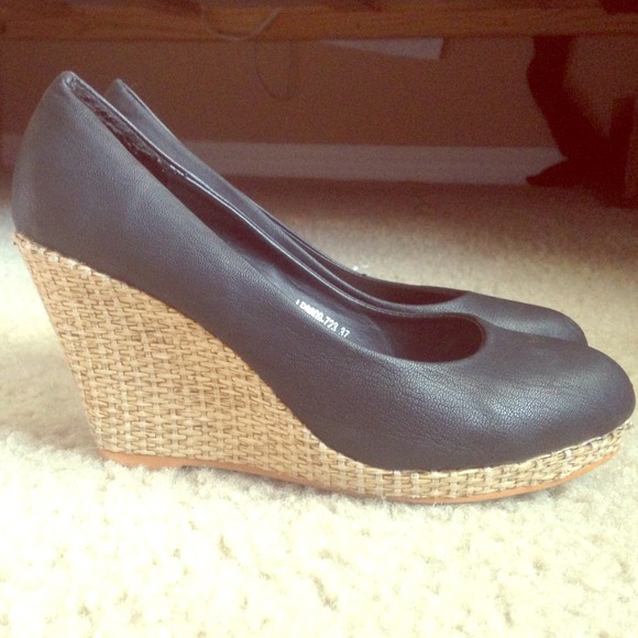 black and brown heels👡