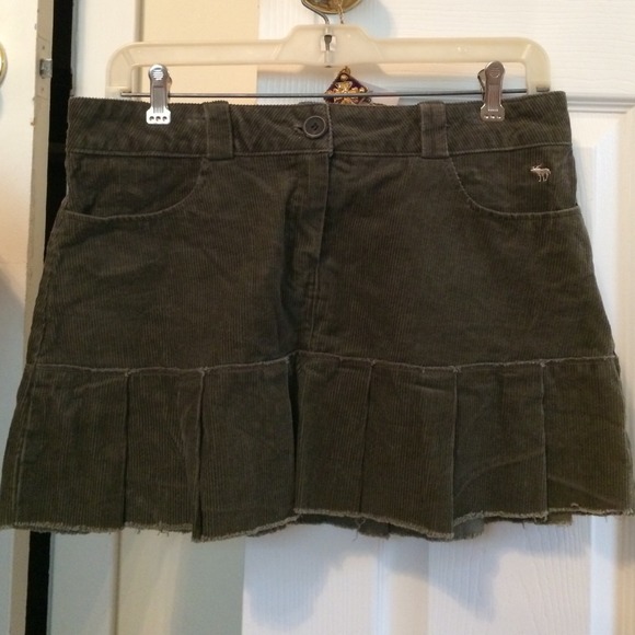 Olive Green Corduroy Abercrombie skirt