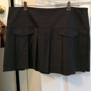 Dark gray/blue pinstripe pleat Juicy Couture skirt