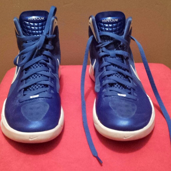 Nike hyperdunk basketball shoes