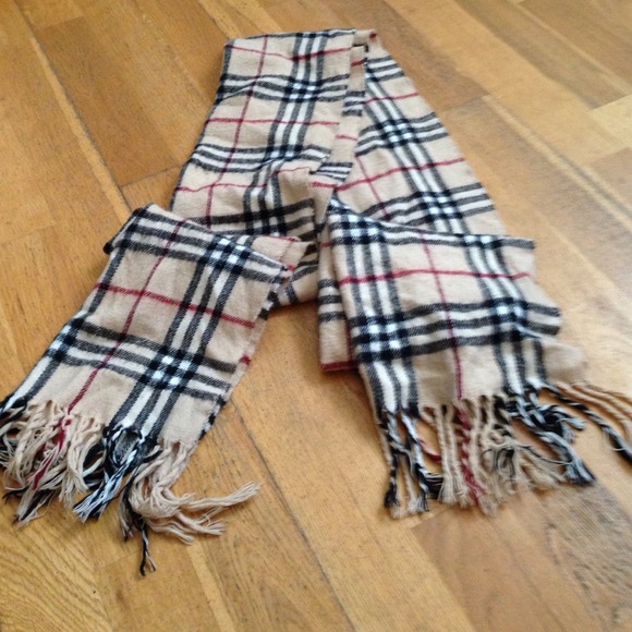 Plaid scarf!