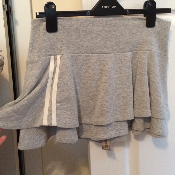 Heather gray Topshop jersey skirt UK SIZE 12; US 8