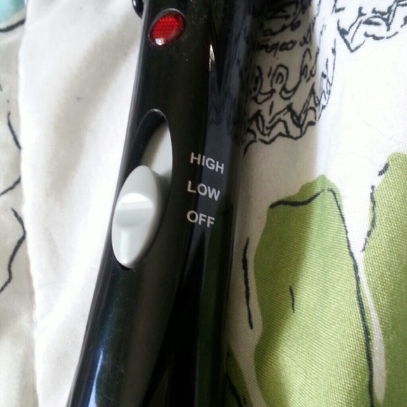 ●●traded●● Waver - Picture 3 of 3