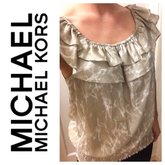 MICHAEL Michael Kors Tops - MICHAEL MK beige ruffle top