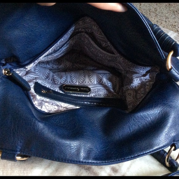 Navy handbag - Picture 3 of 3
