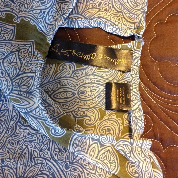 Peplum shear top - Picture 2 of 3