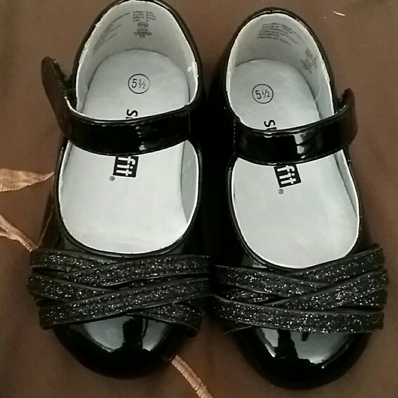 Black dress sparkly shoes!