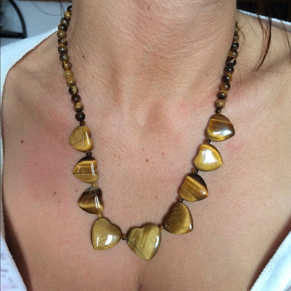 🎁TIGER EYE beads & HEARTS. SHINNY. 🎁SALE 🎁 - Picture 2 of 3