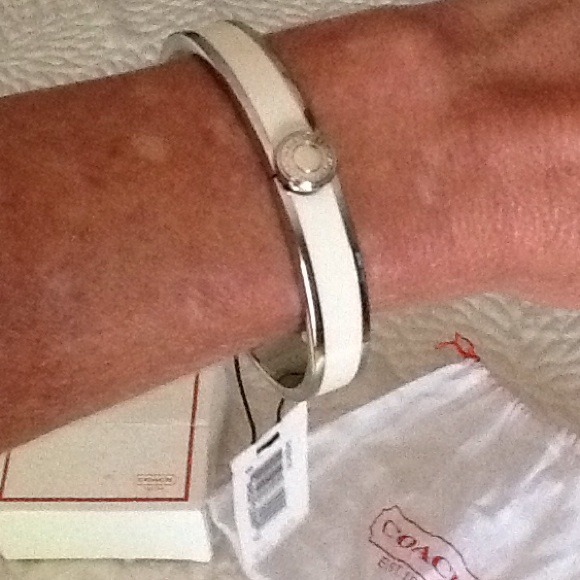 SOLD - Picture 4 of 4