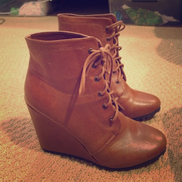 Brown Urban Outfitters Lace up wedges