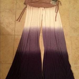 SOLD!Young fabulous and broke Sierra pant XS NWT!