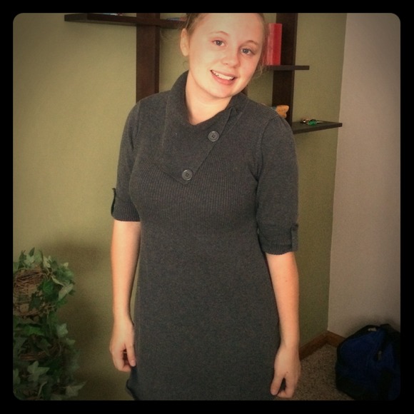 Timeless Long Dark Grey Sleeved Dress Shirt