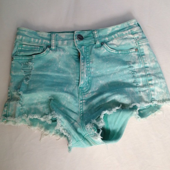 High Waisted Turquoise Shorts