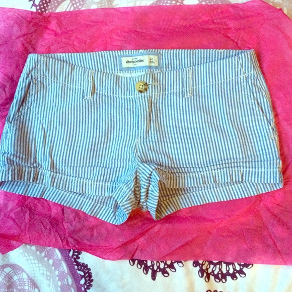 Abercrombie kids size 12 shorts