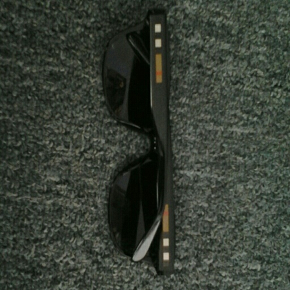 Sunglasses polarized