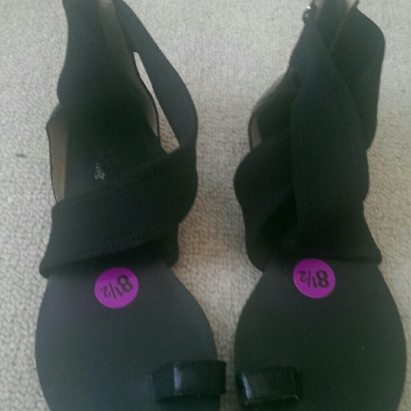 Brand New Michael Kors Sandals