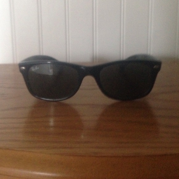 EUC Rayban wayfarers! Black