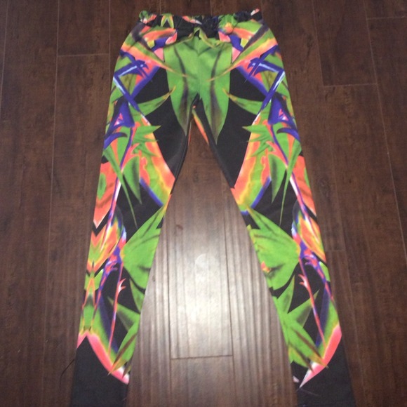 🔴SOLD🔴Rainforest Joggers